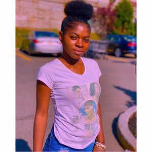 Meet your Posher, Zita